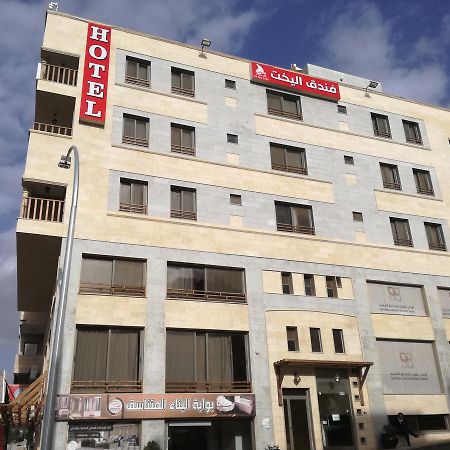 The Yacht Hotel Aqaba Exterior photo